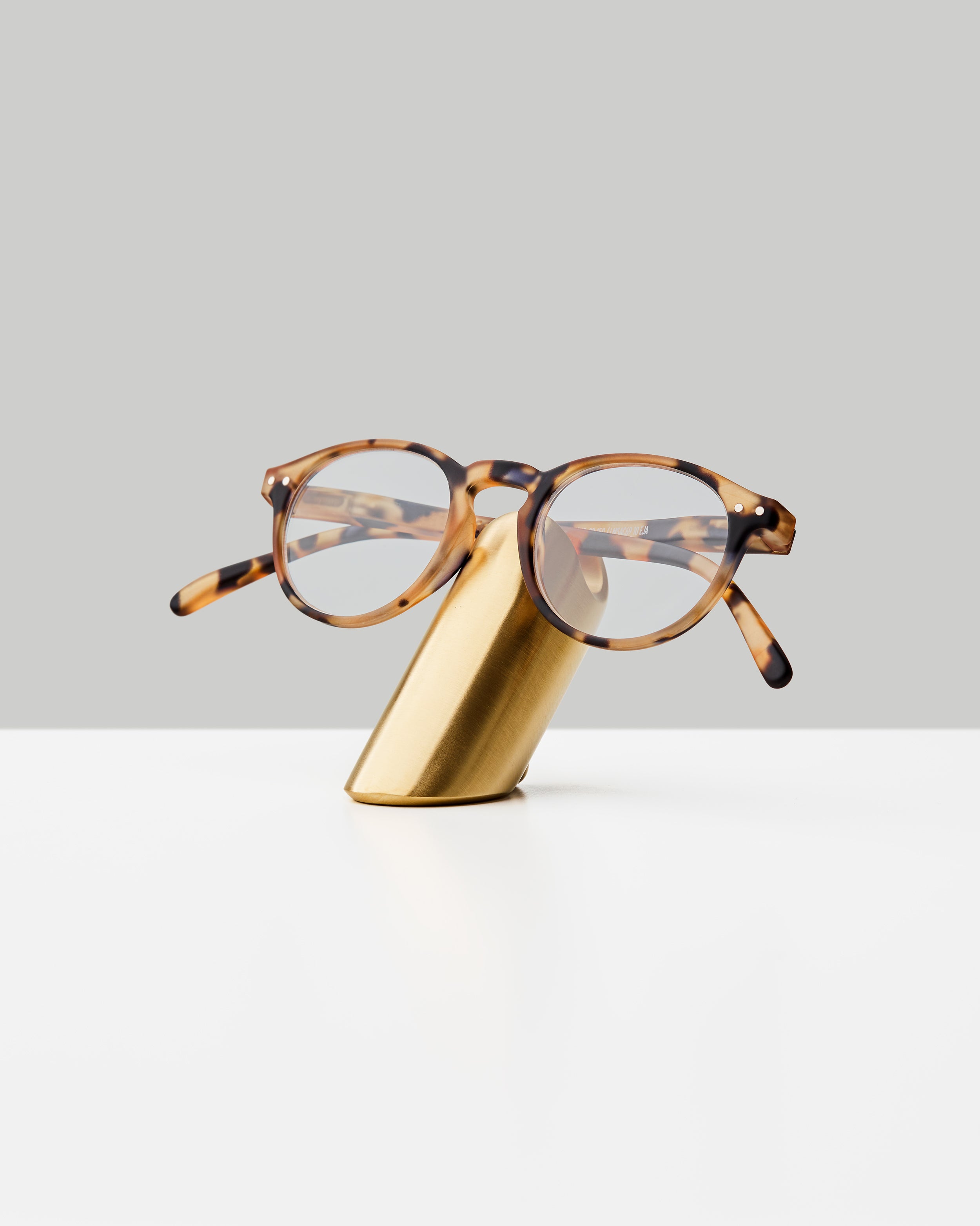 Eyewear Stand – Craighill