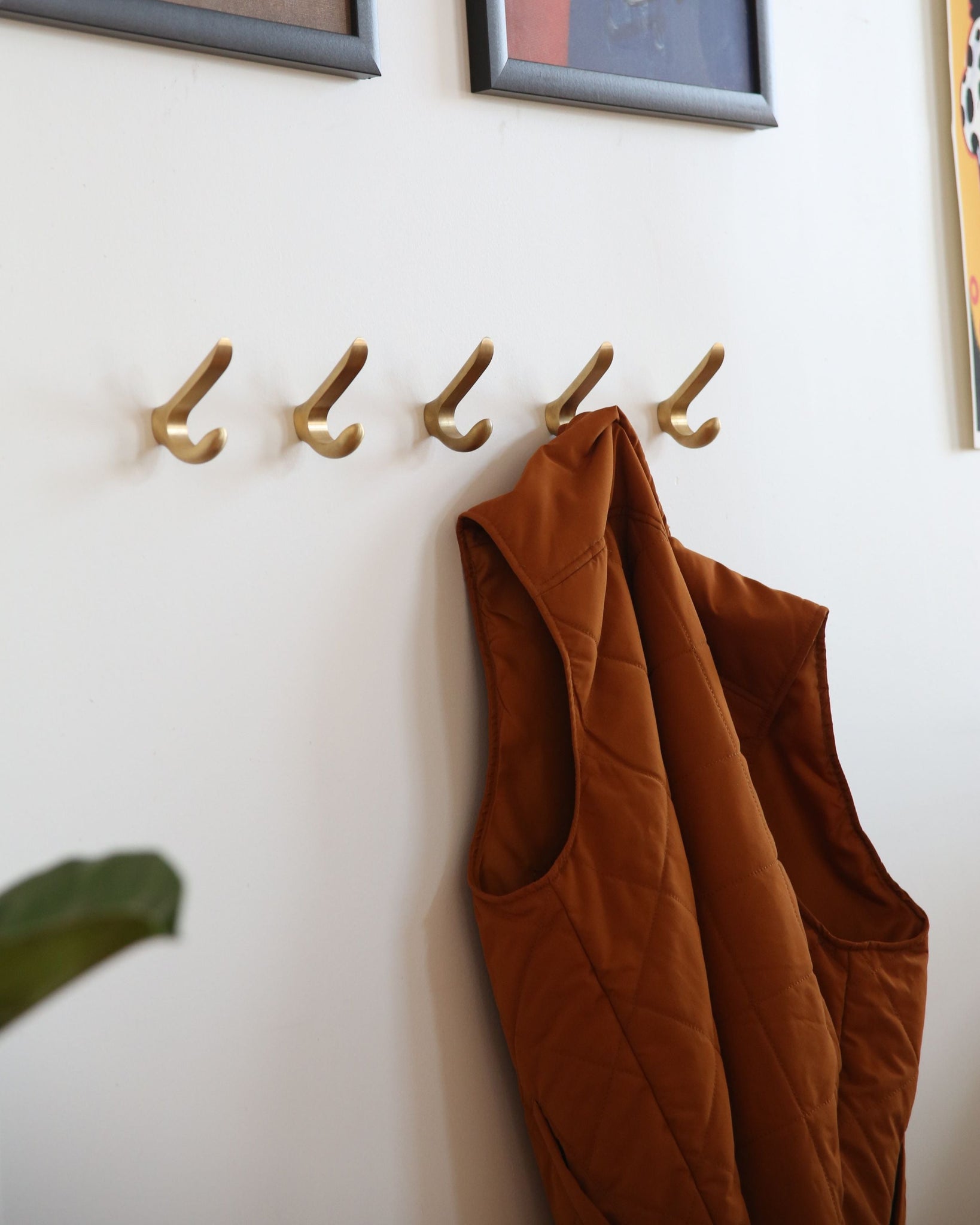 Craighill Hitch Wall Hook | Double Brass